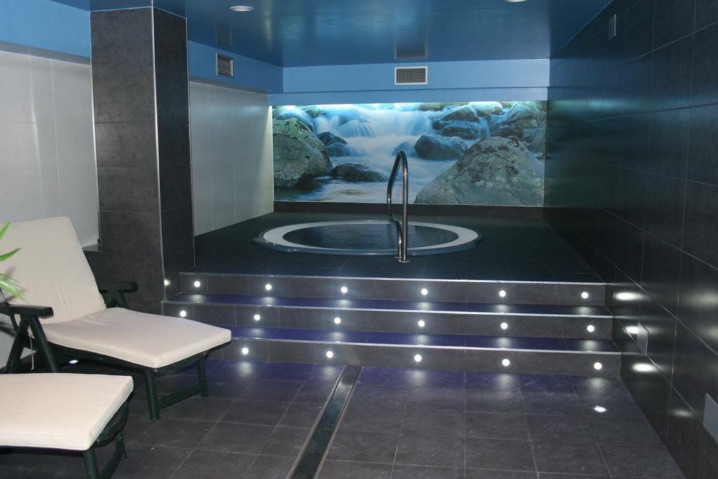 Hotel Arha Potes & Spa Exterior photo